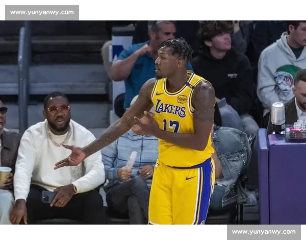 湖人选秀交易落空！小里拒续约 DFS 离队，中锋困局再升级