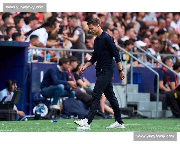 穆尼奥斯：师从皇马传奇，阿隆索点燃青春风暴