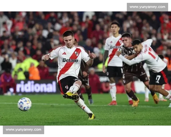 帕雷德斯盛赞马斯坦托诺:17 岁天才中场的全能表现令人惊叹