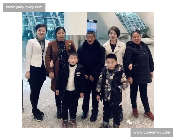 吉布斯 - 怀特科莫湖浪漫求婚 准父母喜迎人生新阶段