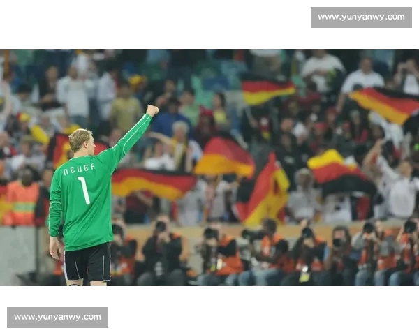 排面拉满！诺伊尔点赞周通世俱杯表现：顶级尊重！穆勒秘密对话曝光